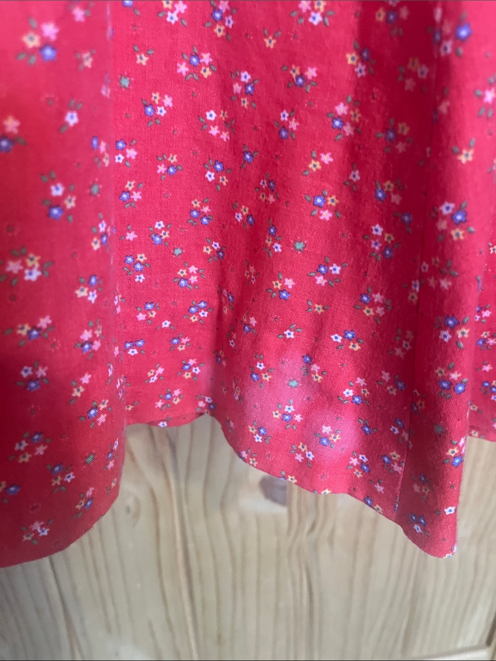 Handmade Vintage-Inspired Red Floral Long-Sleeve Mini Dress - Picture 6 of 7